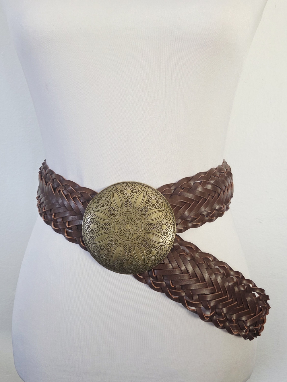Woven Braided Brown Belt with Decorative Gold Medallion - Picture 2 of 7